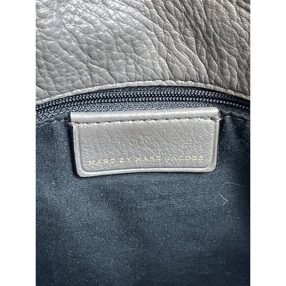Marc Jacobs Women’s Grey Leather Classic Q Natasha Shoulder Bag Gold Details SzM - Picture 10 of 13